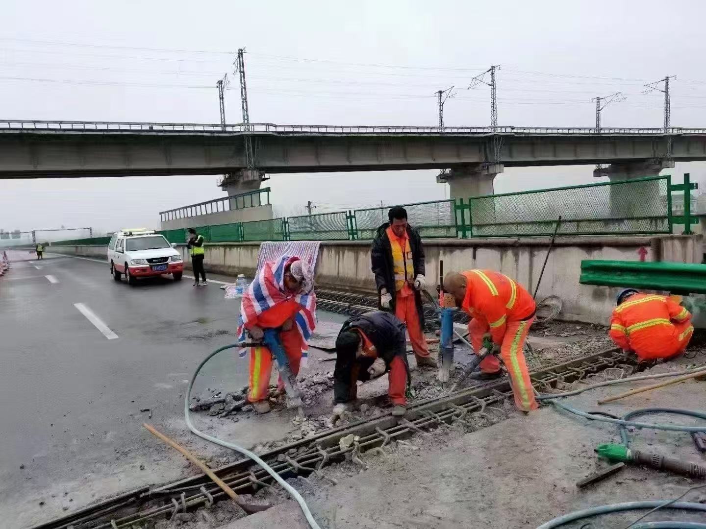 马关桥梁伸缩缝抢修料